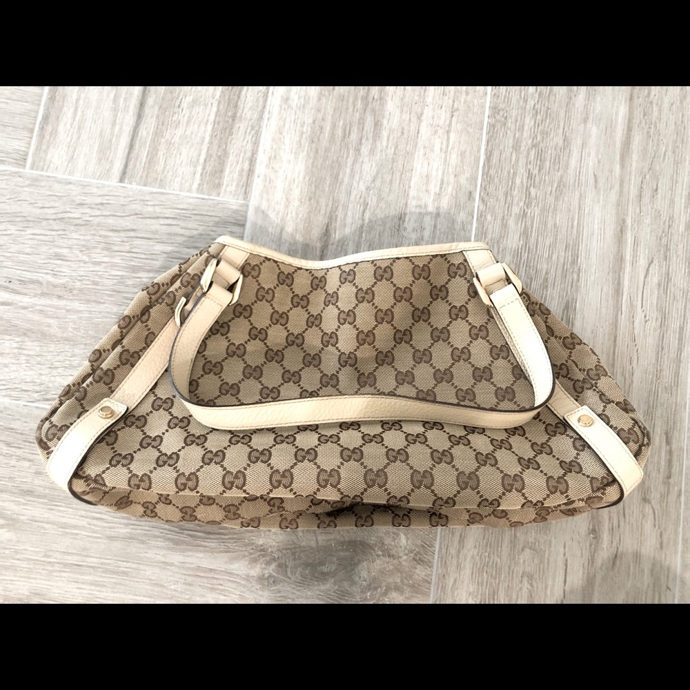 Gucci Abbey Shoulder Bag